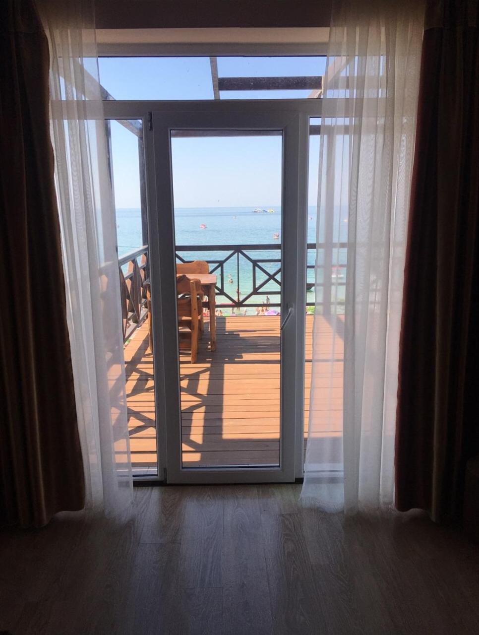 Hotel Веселий Кут Zaliznyi Port Exterior foto
