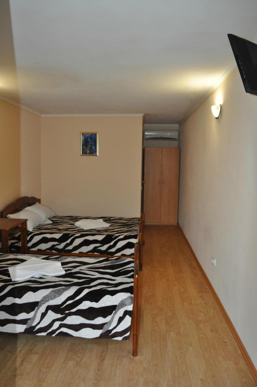 Hotel Веселий Кут Zaliznyi Port Exterior foto